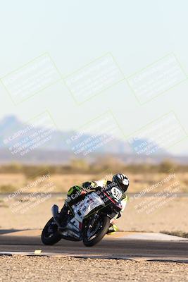 media/Dec-07-2025-CVMA (Sun) [[3e7d2de5dc]]/Race 18-Formula Twins-Formula 40 UL/